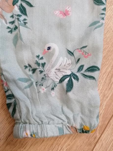 Krásne šatičky s motívom zvieratiek, h&m,128