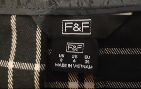 Predám skladanú károvanú minisukňu f&f veľ.s-m, f&f,m