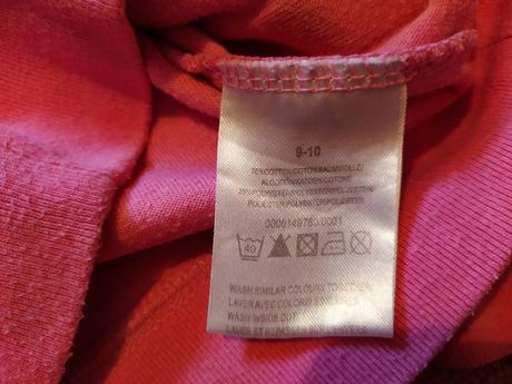 Mikina zamatova s potlacou na chrbte, 134