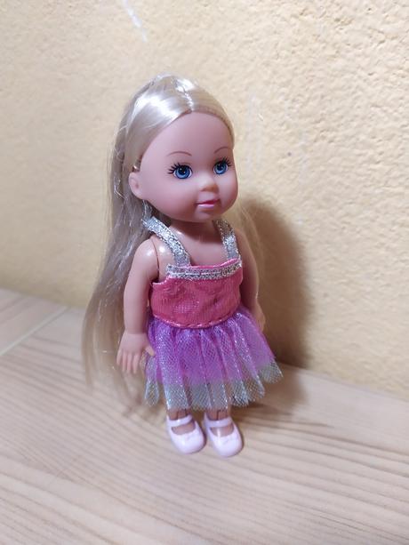 Evi love tanečníčka,