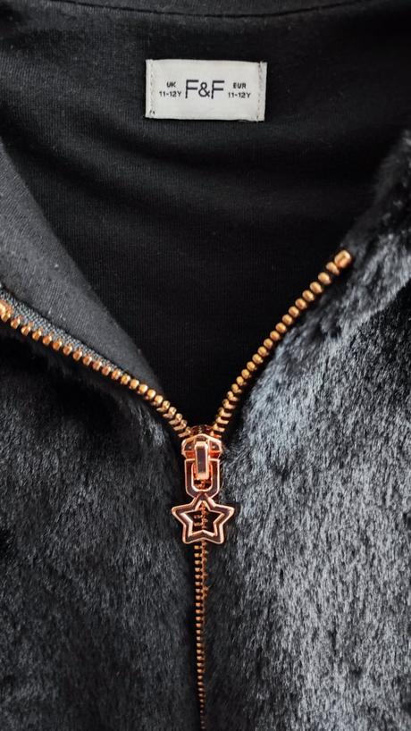 Chlpatá bundička, f&f,152