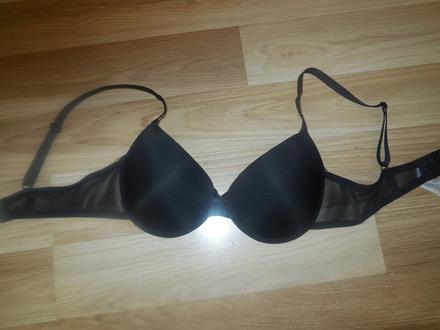 Čierna podprsenka, 75c