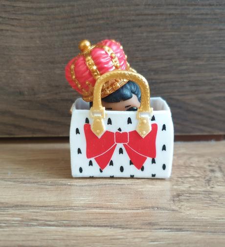 L.o.l surprise lils,