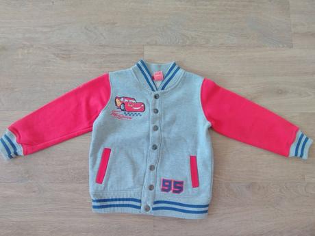 Mikinka s mc quenom, 104