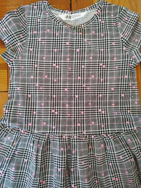 Nové krásne praktické satocky h&m so srdiečkami, h&m,98