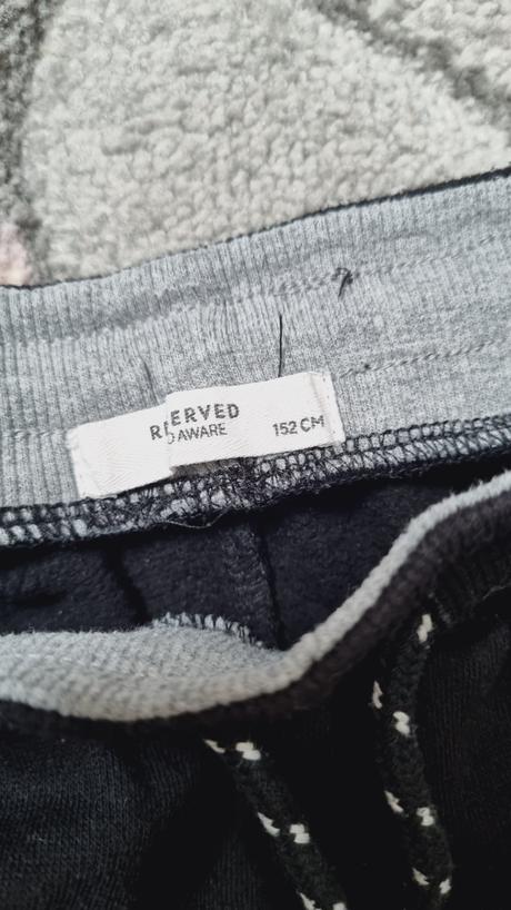 B3392 tepláky, reserved,152