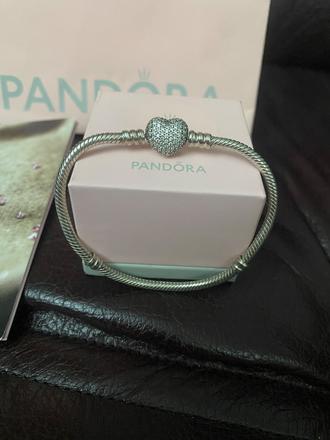 Pandora srdiečkovy naramok, pandora