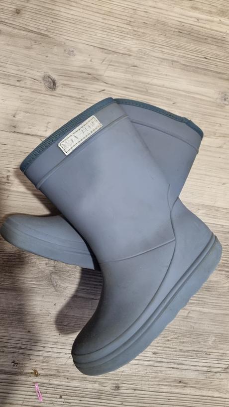 Enfant nezateplené 25, en fant,25