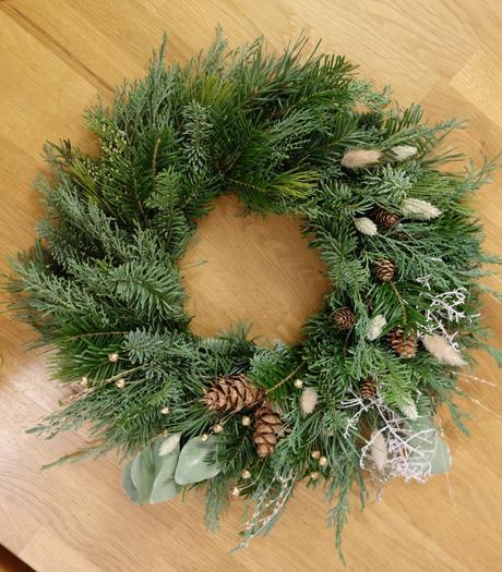 Vianocny vencek na dvere,