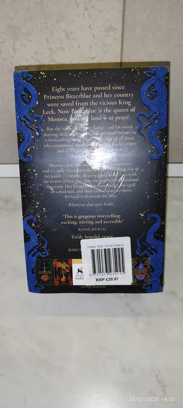 Kristin cashore - realm series, 