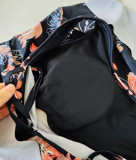 Plavky vrch s volánom, l