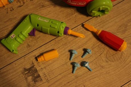 Loďky na skladanie s náradím, 