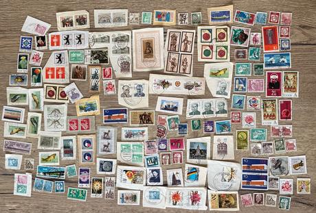 Predám mix starších poštových známok ddr c.11, 