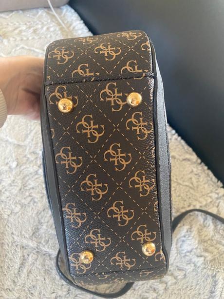 Guess kabelka, guess