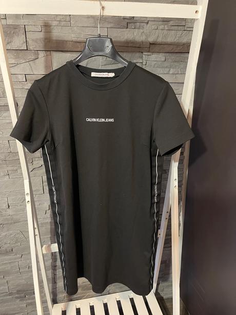 Calvin klein v.s male m, calvin klein,s