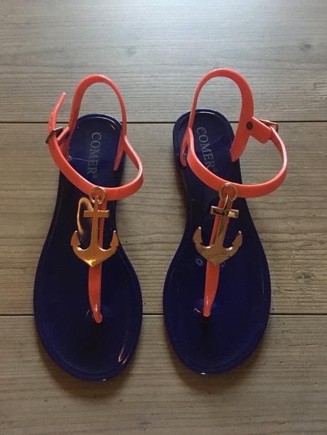 Dámske žabky so zlatou kotvou, 38