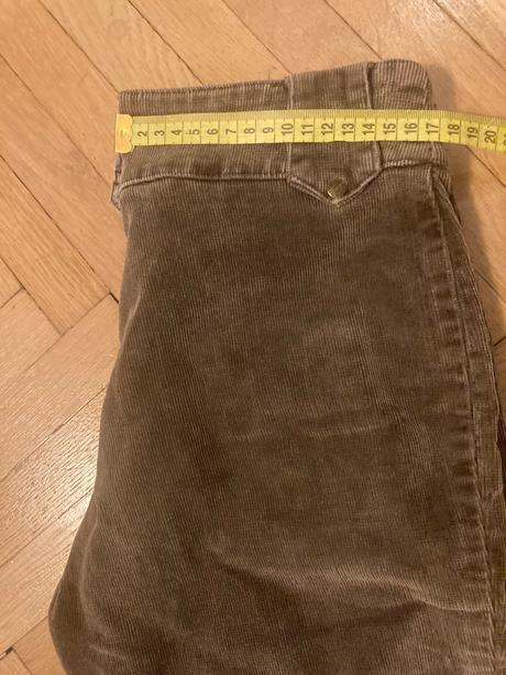 Menšestráky - predané, 146