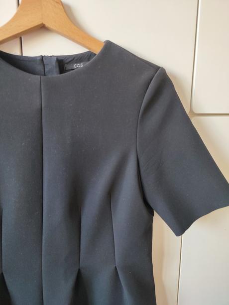 Malé čierne cos, cos,36