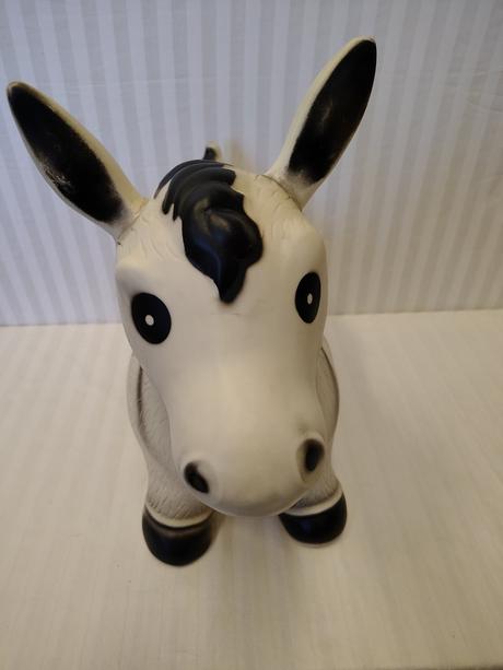 Gumové nafukovacie hopsadlo zebra legler smallfoot, 