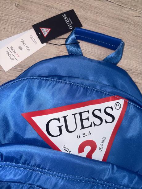 Batoh guess original s visačkou, guess