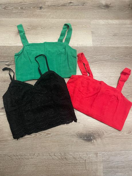 3x crop top stradivarius xs, stradivarius,xs