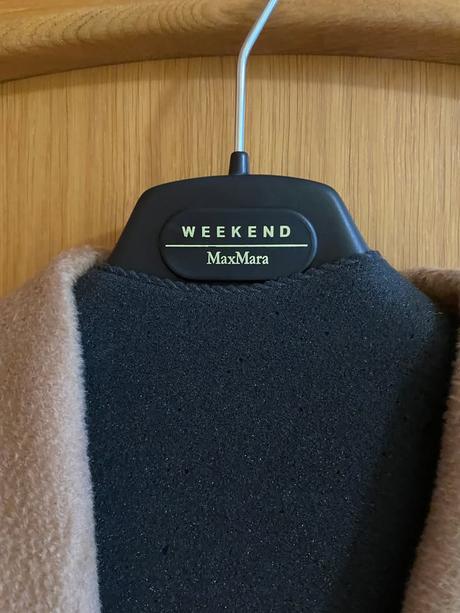 Elegantný vlnený kabát max mara č.42 a rukavice, 42