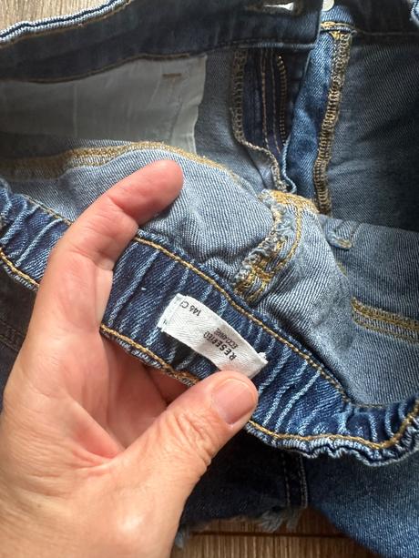 Kratasky, reserved,146