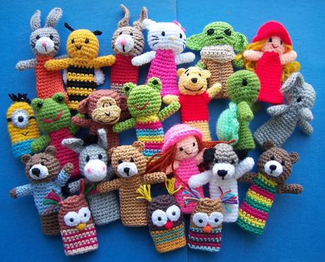 Háčkované prstové maňušky,