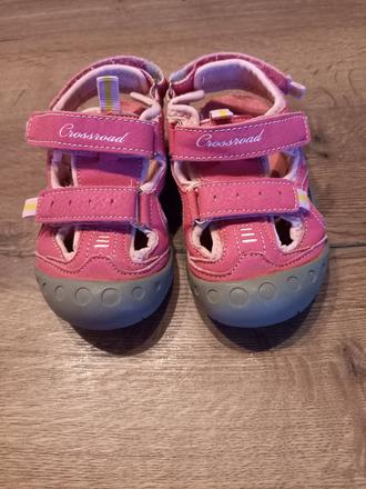 Športové sandálky, 26