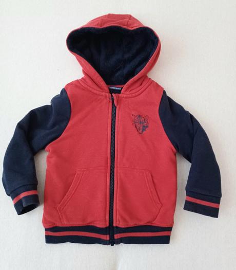 Hrubšia mikina, lupilu,98