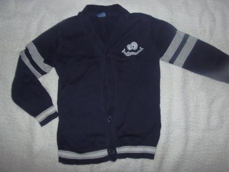 Tenký sveter na gombíky, 110