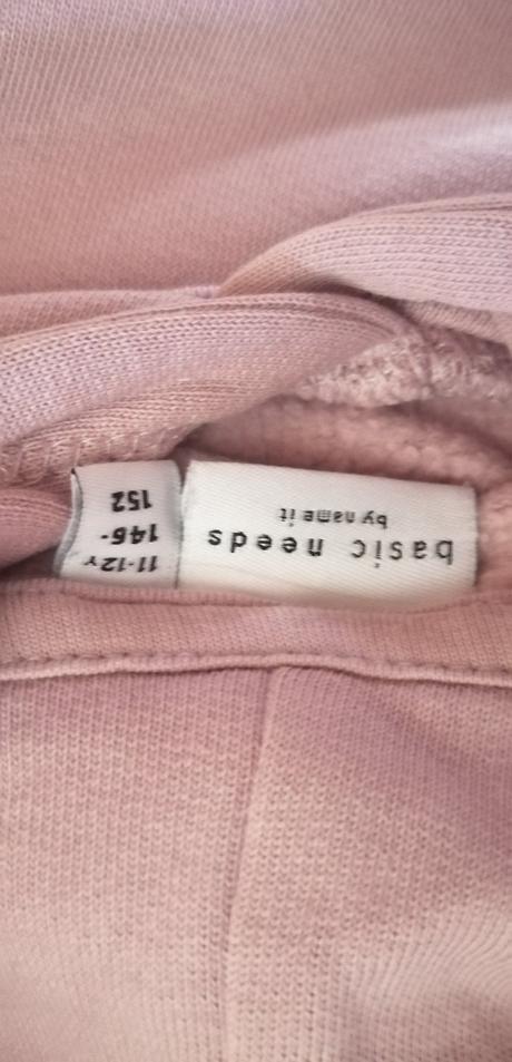 Dievčenská teplakova súprava, 146