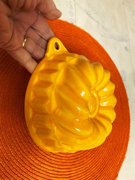 Keramická forma na bábovku, 