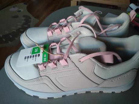 Topánky aj ja turistiku, quechua,38