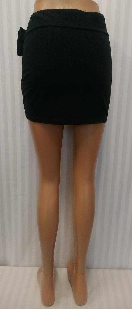 Dámska krátka čierna sukňa, trafaluc, s/m, m