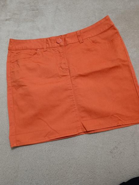 Sukňa, colours of the world,42