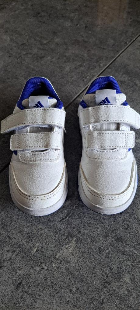 Tenisky adidas, adidas,23