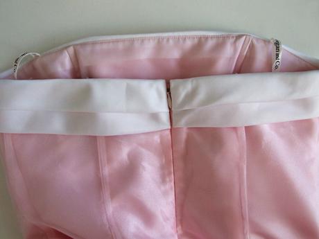 Spoločenské šaty, 36