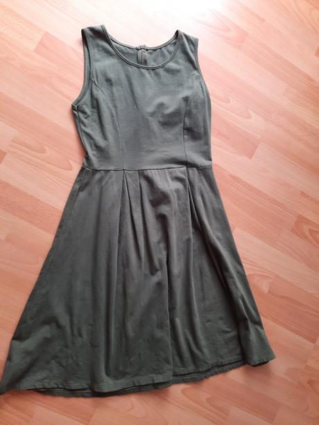 Dámske šaty, m