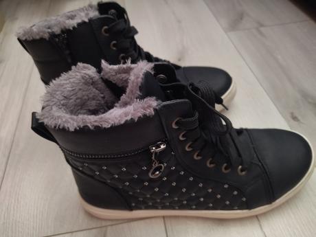 Teplé kožušinké botasky, 38