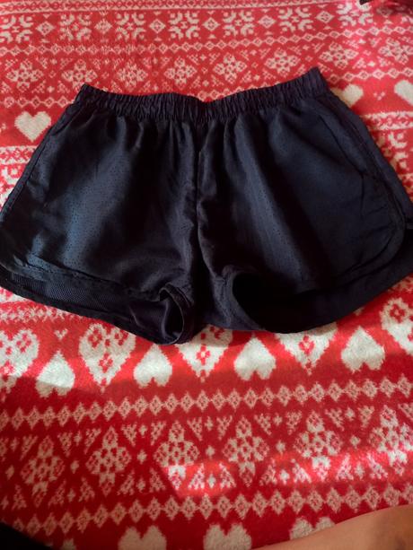 Krátke nohavice, 36
