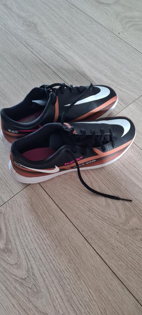 Halovky nike, halové tenisky, nike,36