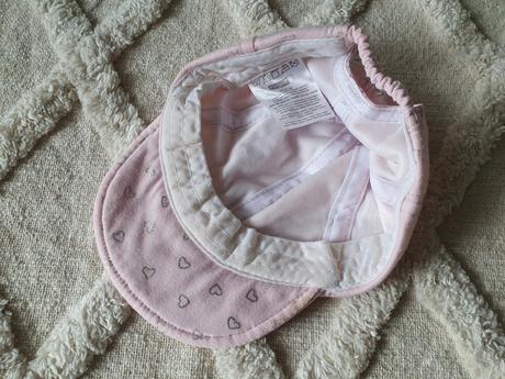 Mäkká šiltovka, 74