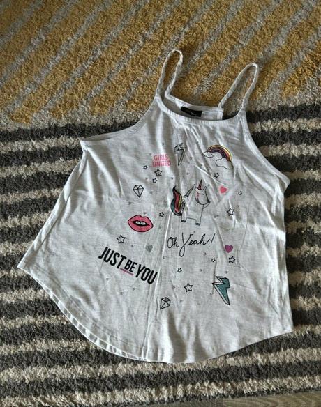 Tielko s obrázkami 146/152, takko,146