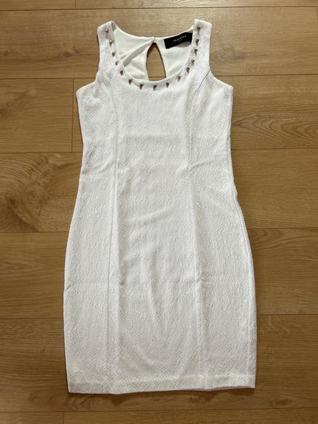 Jednoduché šaty -s, reserved,s