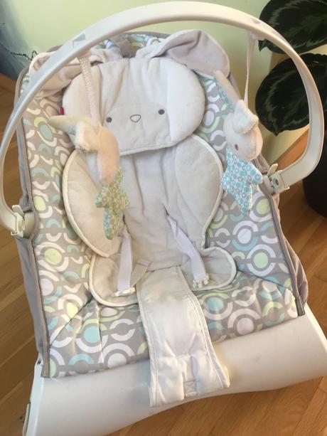 Hojdacie kreslo fisher price,