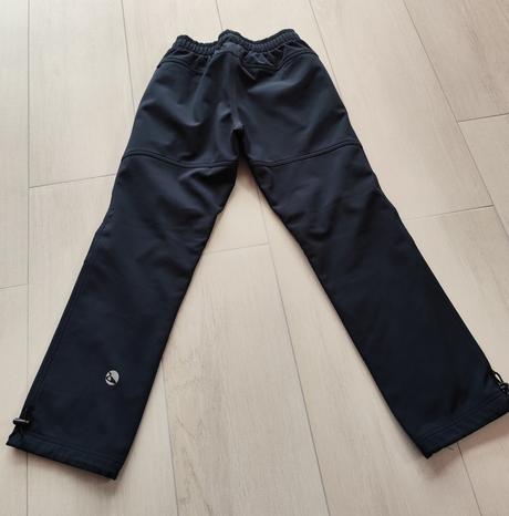 Predám detské oteplené softshellové nohavice, 