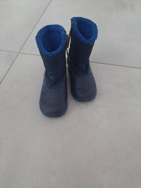 Zimne cizmy, adidas,26