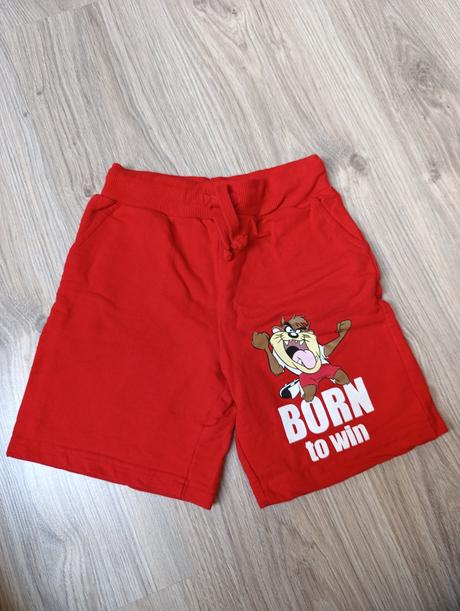 Chlapčenské červené kraťasy, sinsay,122
