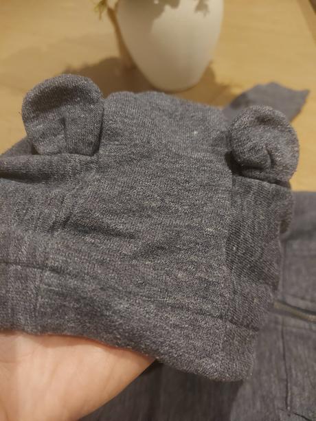 Melírovaná stredne hruba mikinka- super stav, f&f,86